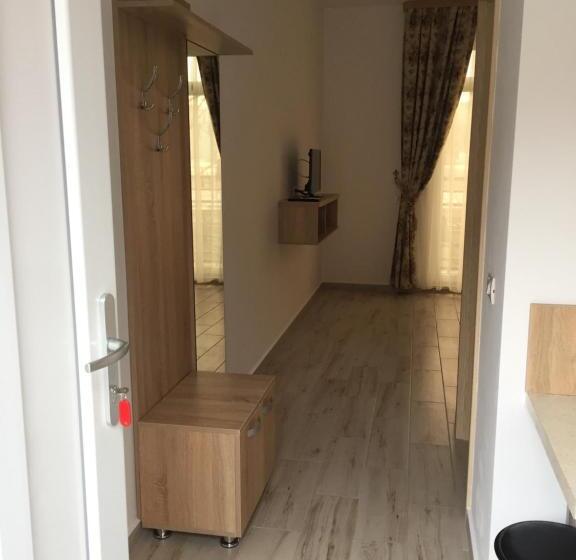 پانسیون Aby Sunrise