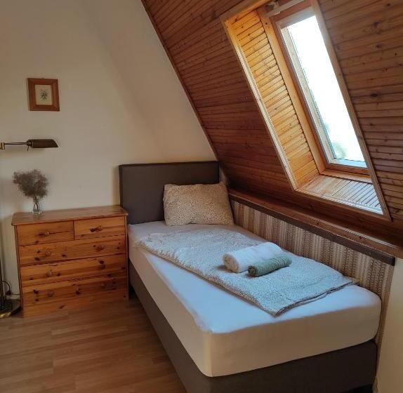 Pensão Füvesi Vendégház