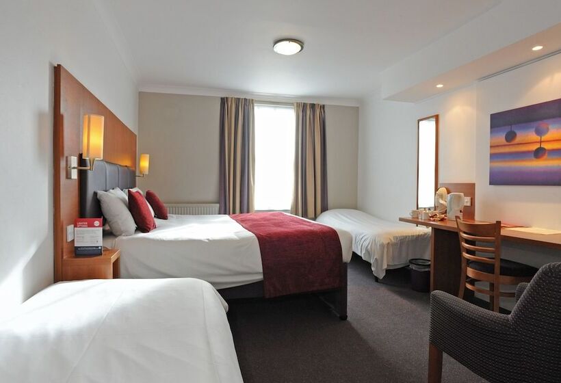 Cross Keys Hotel By Greene King Inns