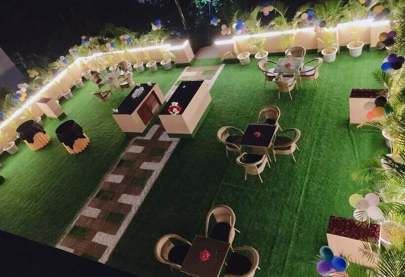 Fabhotel Prime The Rivlet Mg Road