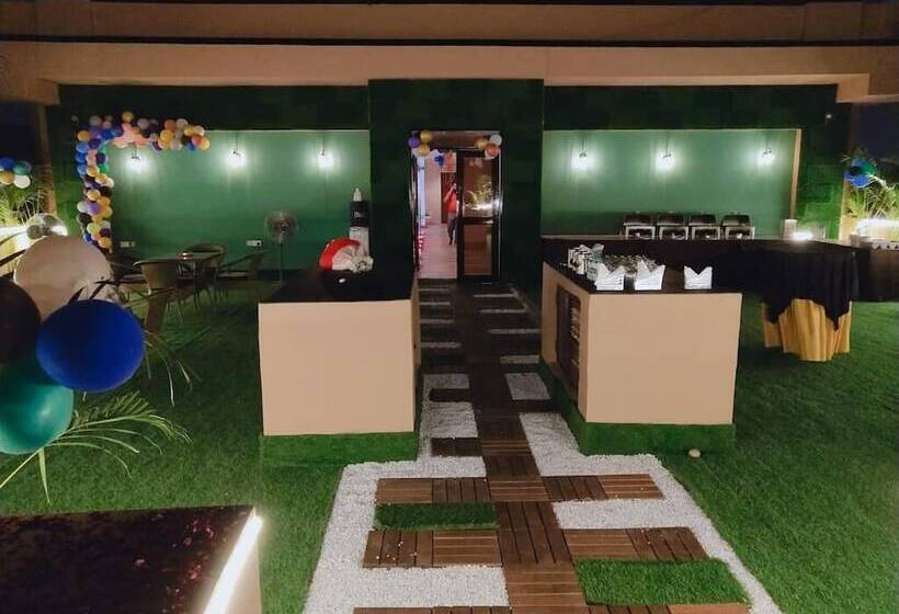 Fabhotel Prime The Rivlet Mg Road