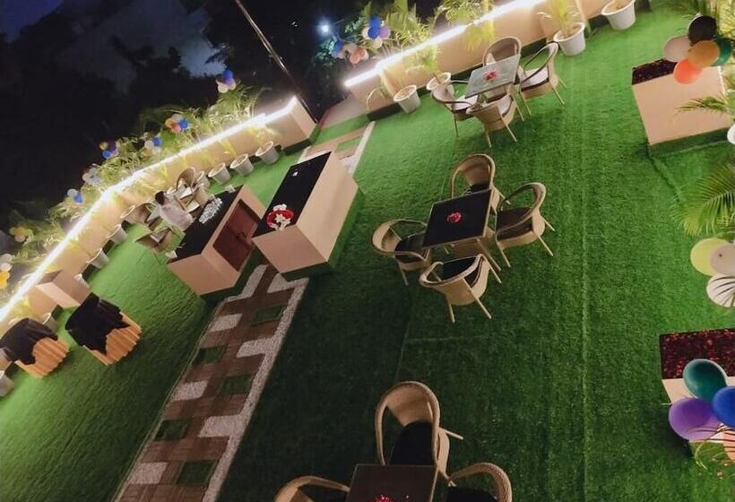 Fabhotel Prime The Rivlet Mg Road