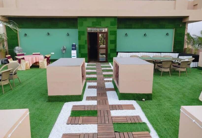 Fabhotel Prime The Rivlet Mg Road