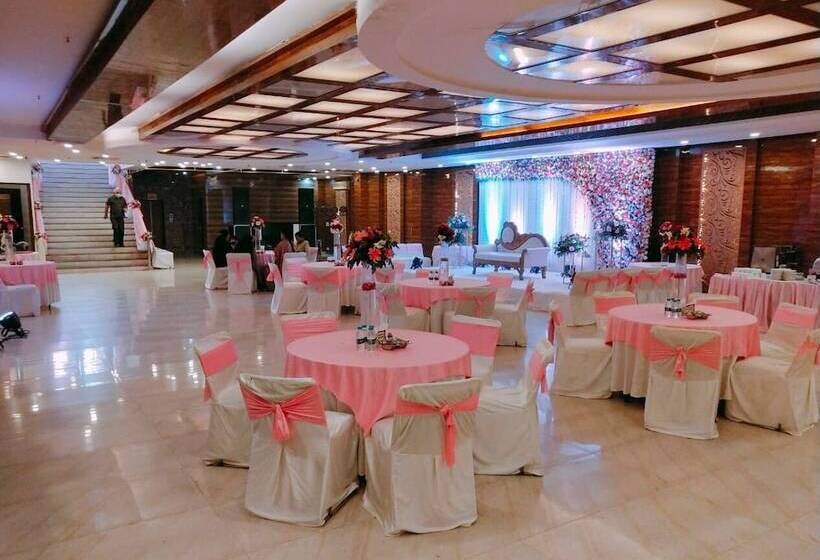 Fabhotel Prime The Rivlet Mg Road