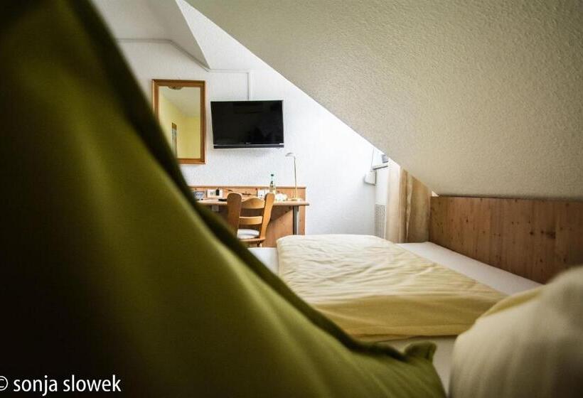 ホテル Avenue Altenfurt