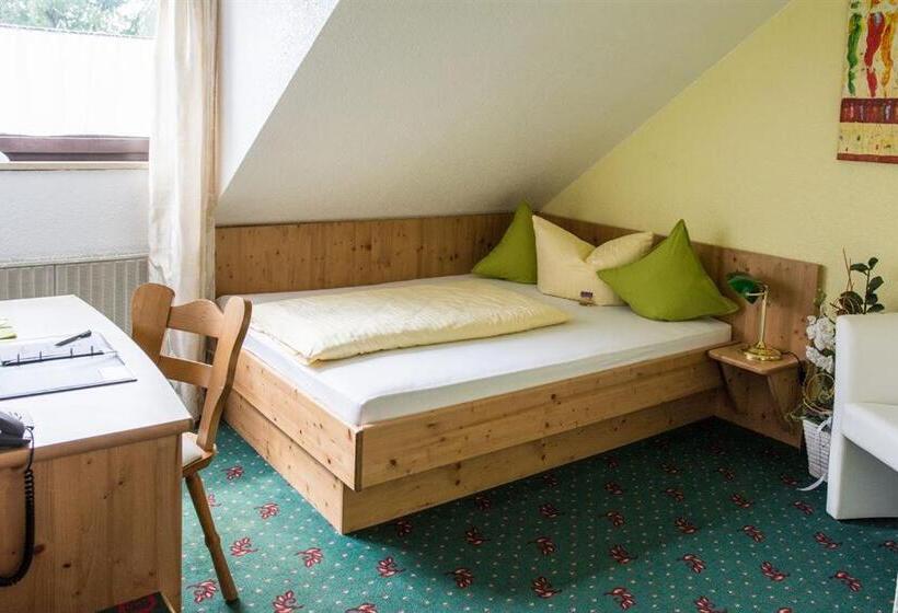 ホテル Avenue Altenfurt