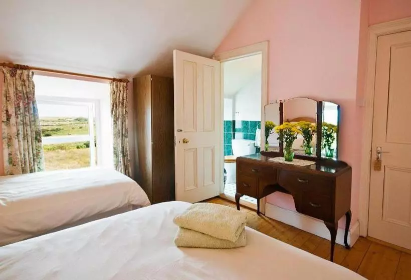 Hotelli Castlehouse B&b