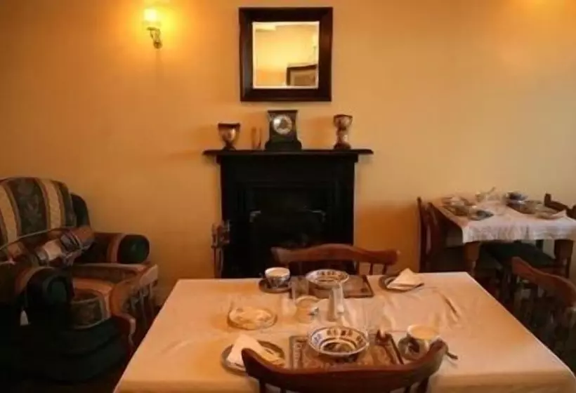 Hotelli Castlehouse B&b