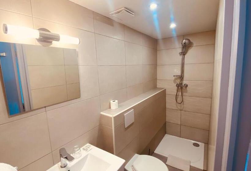 ホテル De La Poste