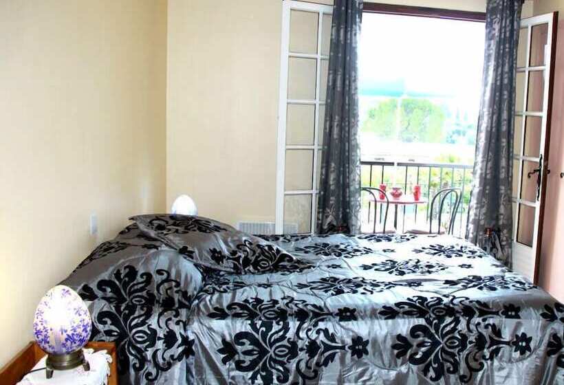 ホテル De La Poste