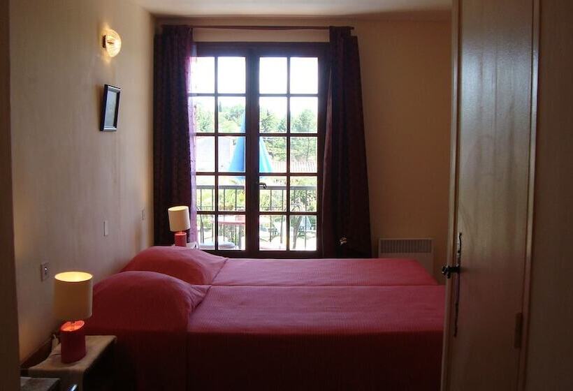 ホテル De La Poste