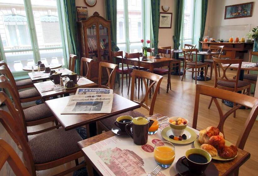 בית מלון כפרי Des Celestins