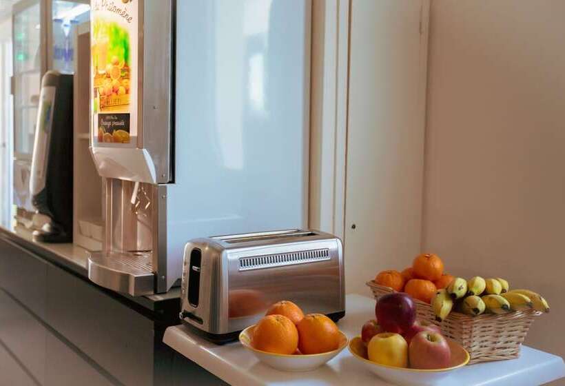 酒店 Face West Le Pontet