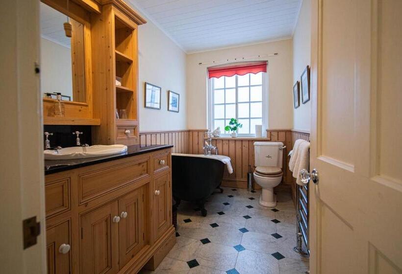 فندق Goldsborough Hall