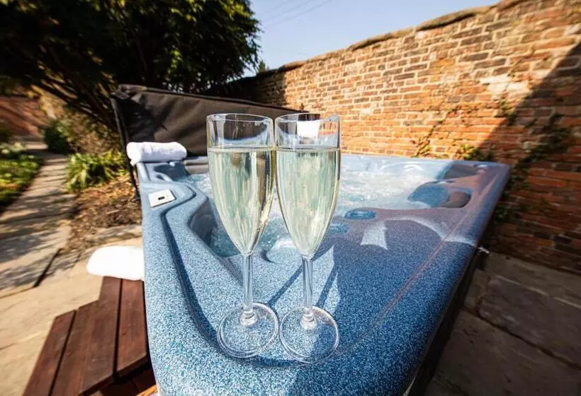 Hotelli Goldsborough Hall