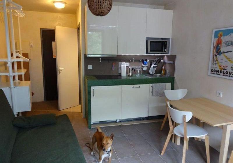 בית מלון כפרי Gravity Fabulous Oy