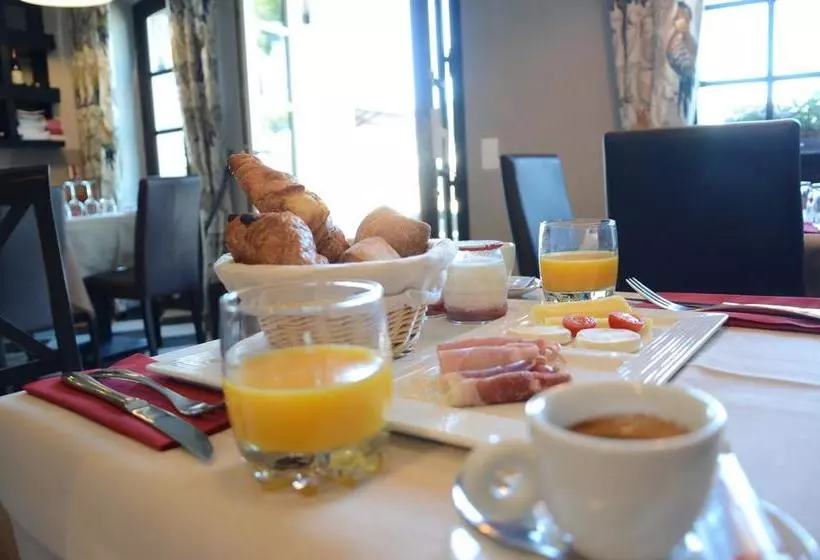 ホテル Hôtel Grimaldi