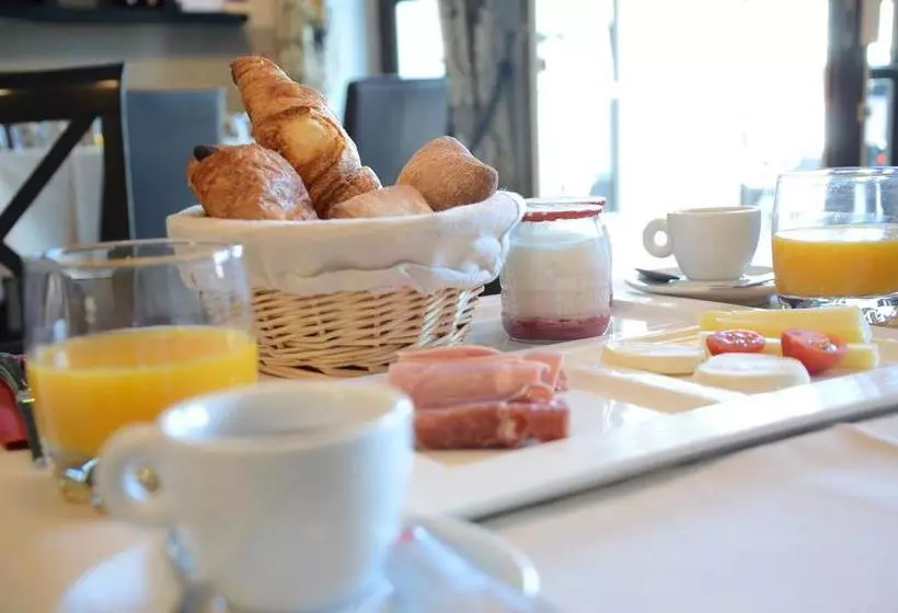 ホテル Hôtel Grimaldi