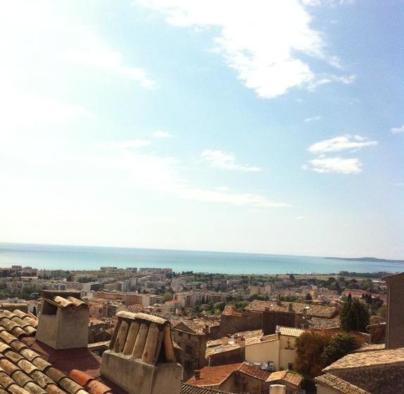 בית מלון כפרי Hôtel Grimaldi