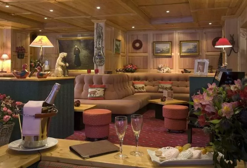 هتل Hôtel Le Souleil Or