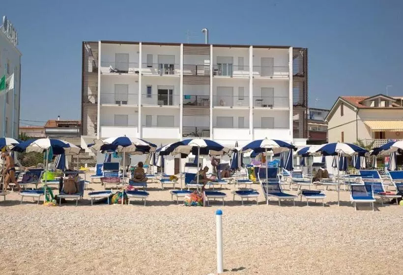 هتل Il Conero Mare