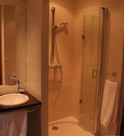 בית מלון כפרי La Beauze