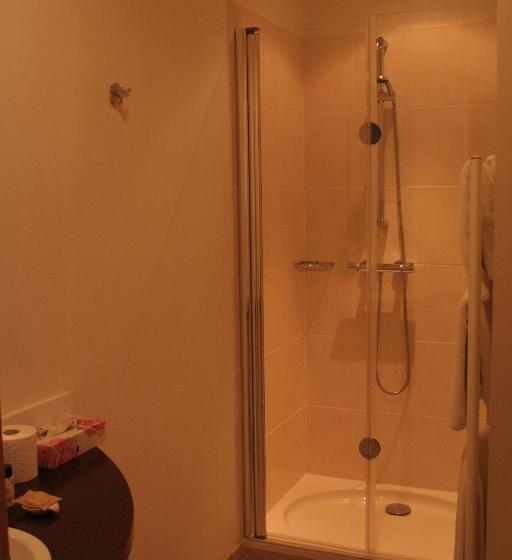 בית מלון כפרי La Beauze