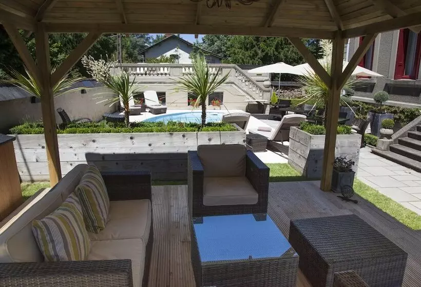 ホテル La Villa De Mazamet