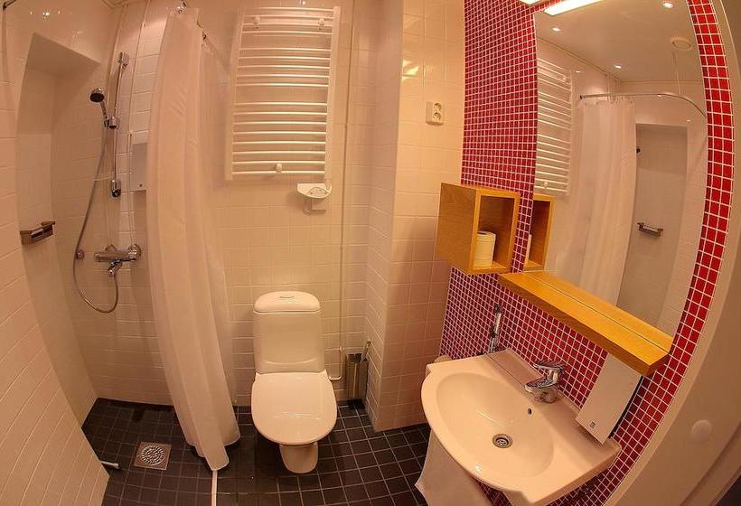 בית מלון כפרי Nowene/li Valo