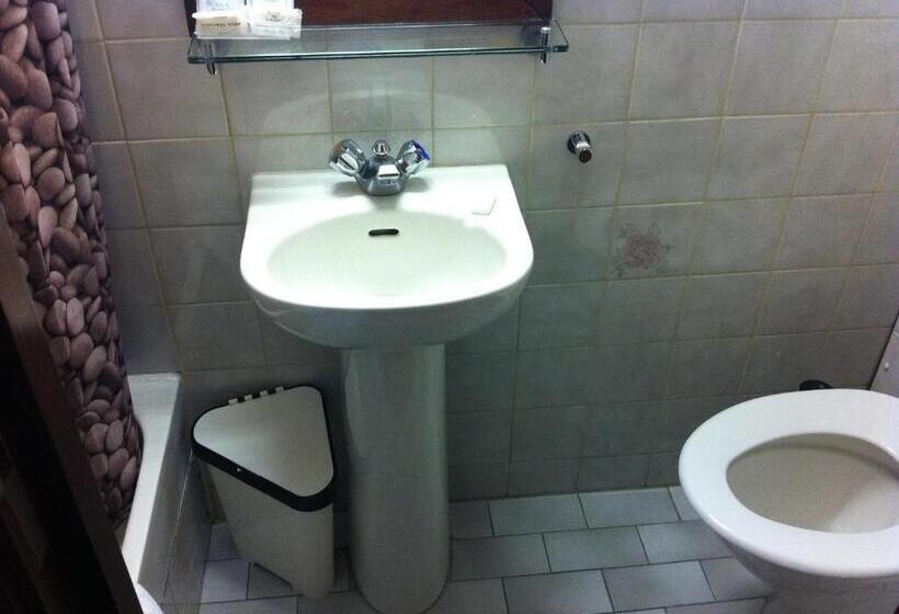 ホテル London Visitors