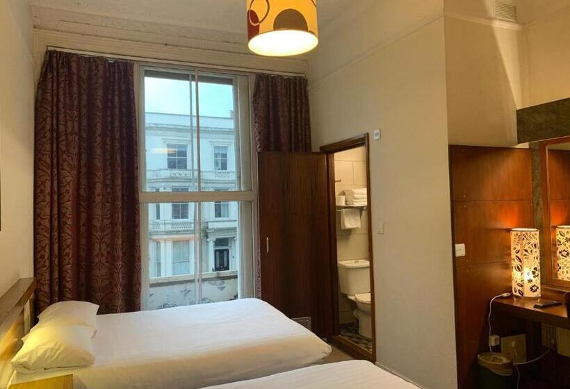 ホテル London Visitors