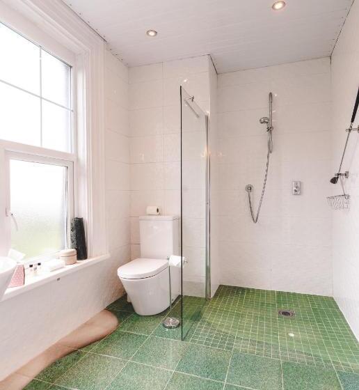 בית מלון כפרי Rayanne House