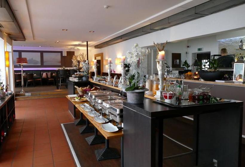 ホテル Rheinstation