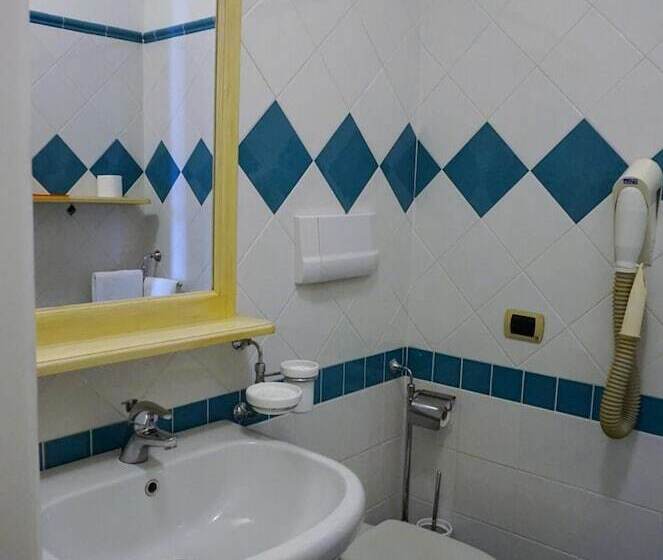 فندق Stella 2000