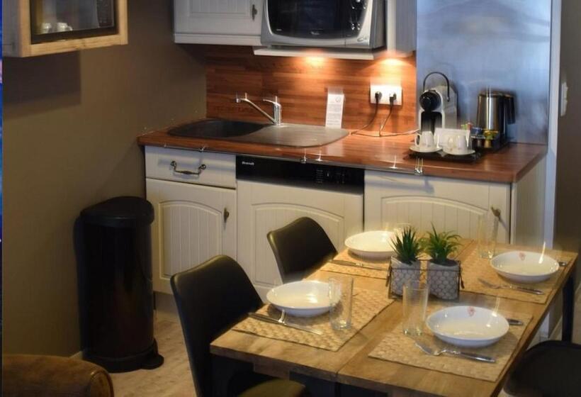 בית מלון כפרי Suite Appart Hôtel La Loggia By M Spa