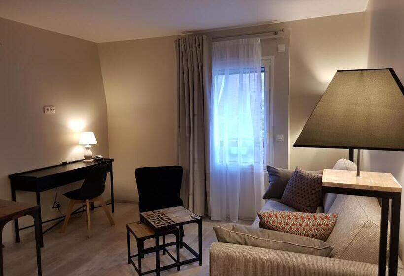 בית מלון כפרי Suite Appart Hôtel La Loggia By M Spa