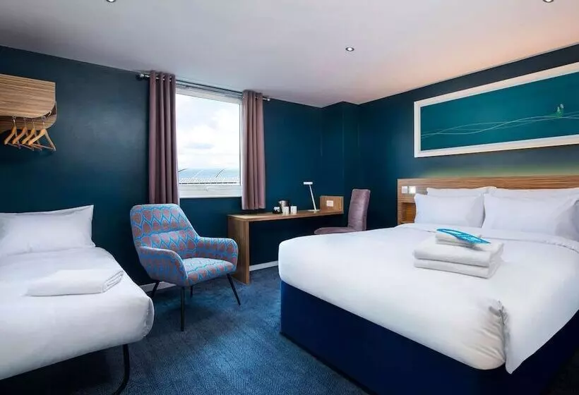 ホテル Travelodge London Vauxhall