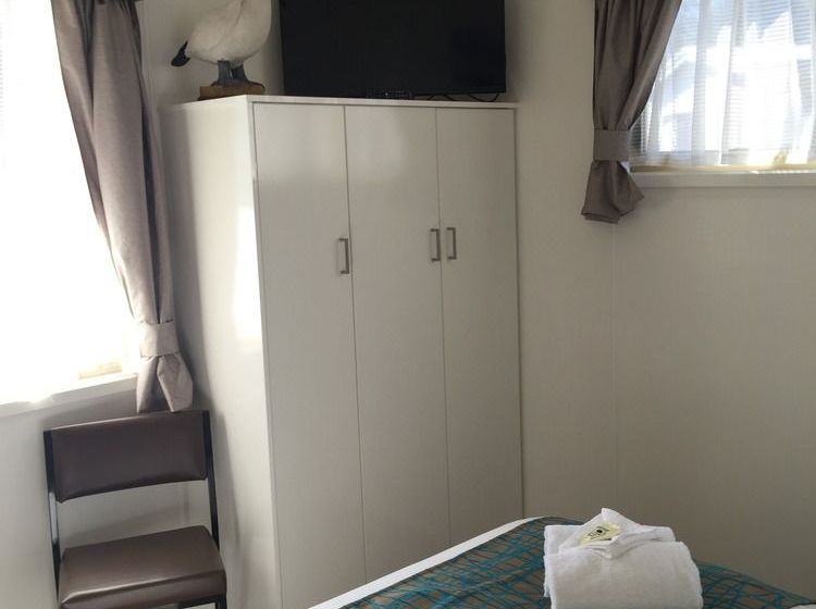 Mornington Peninsula Retro Caravans