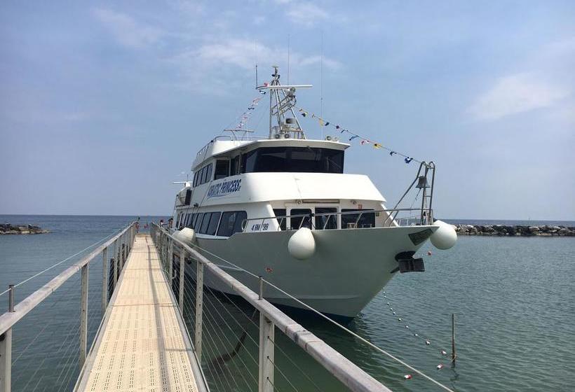 ホテル Antonella & Mael