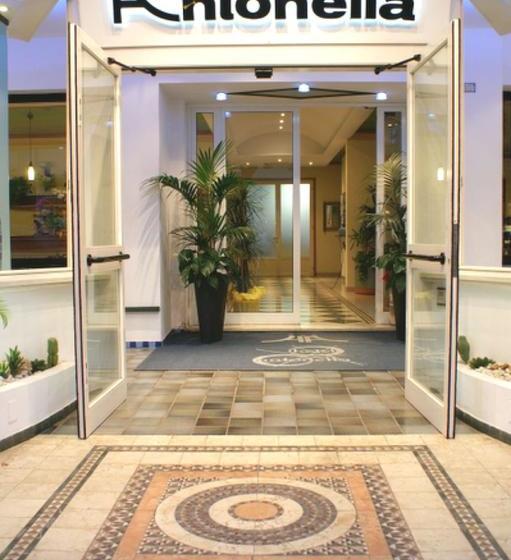 ホテル Antonella & Mael