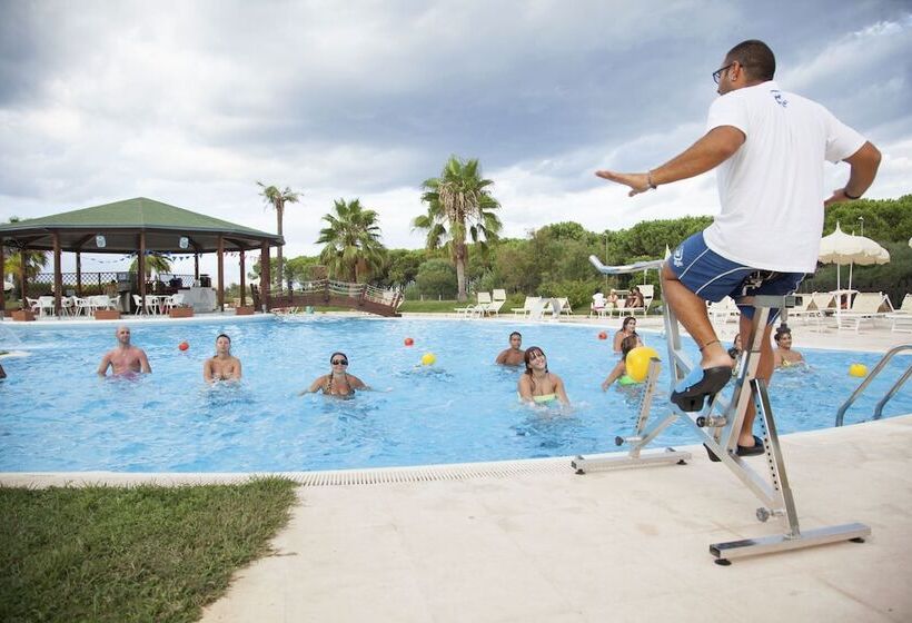 בית מלון כפרי Bv Airone Resort