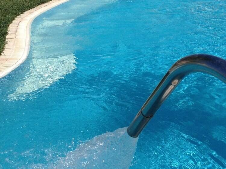 בית מלון כפרי Bv Airone Resort