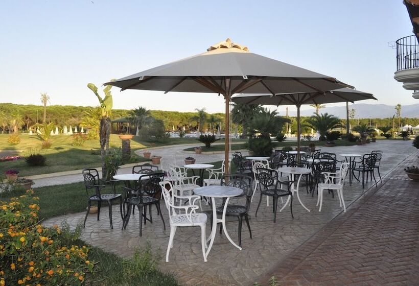 בית מלון כפרי Bv Airone Resort