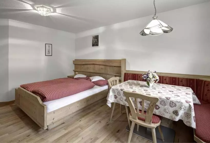 Hotelli Ciasa Laoi
