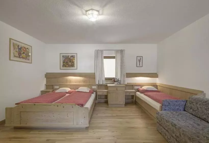 Hotelli Ciasa Laoi
