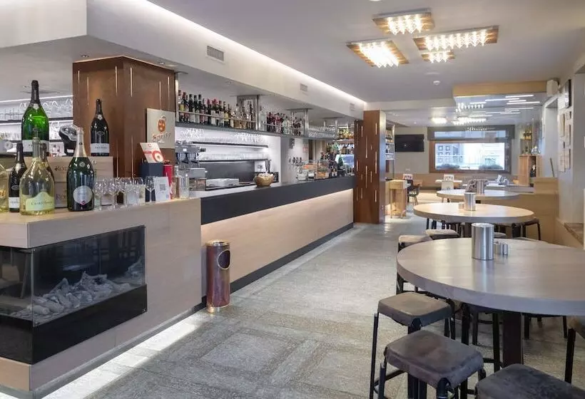 Hotel Compagnoni