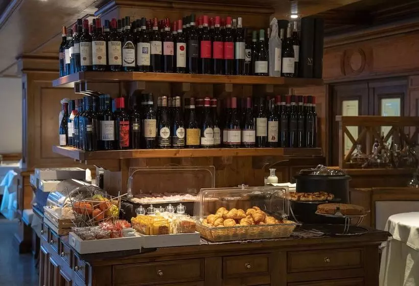 Hotel Compagnoni
