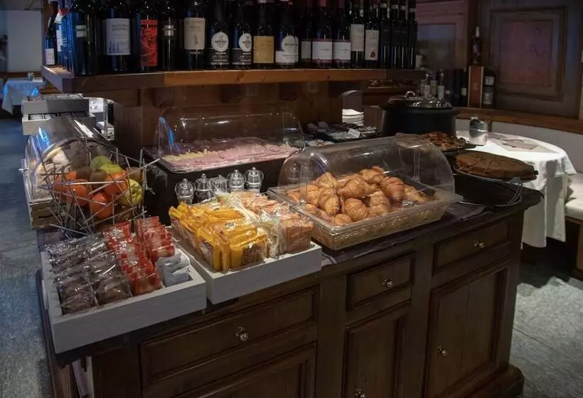 Hotel Compagnoni