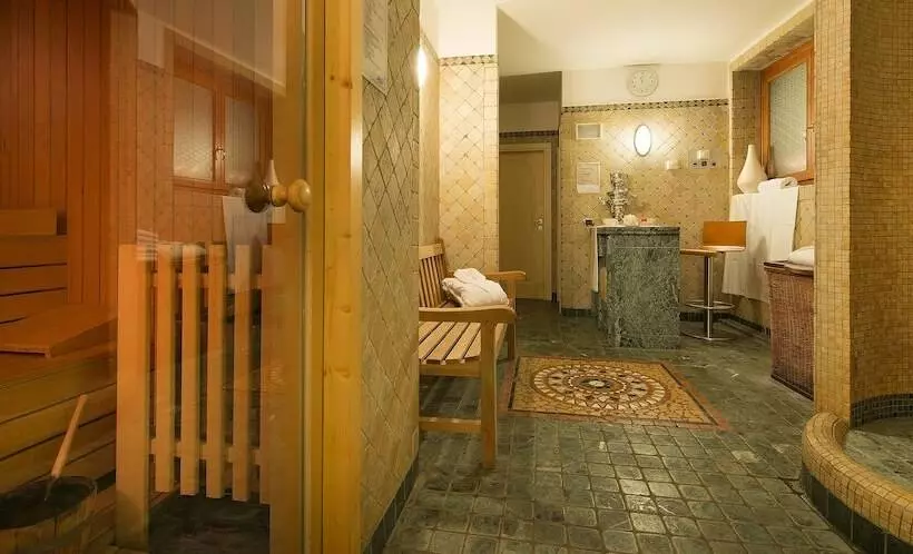 Hotel Compagnoni