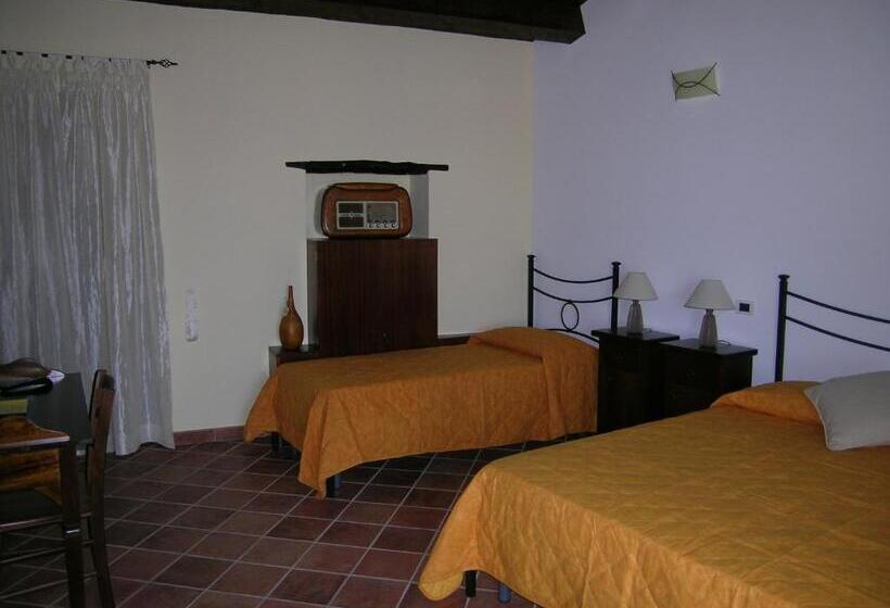 فندق Domus Lilio